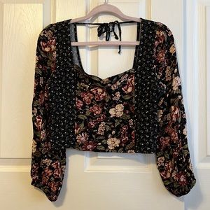 American Eagle Peasant Blouse Top Black Romantic Floral